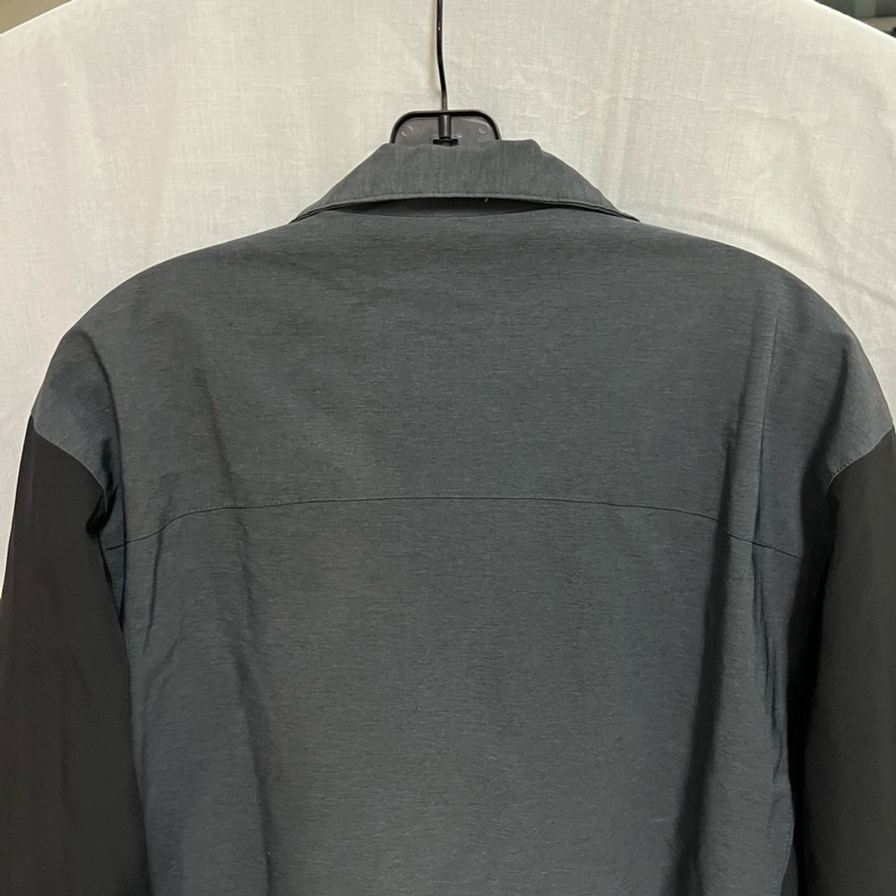 New Balance Jacket - Picture 9 of 10